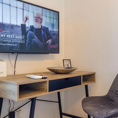 Tiffy W Private Parking Apartamento