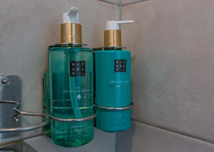 Tiffy W Private Parking Apartamento *