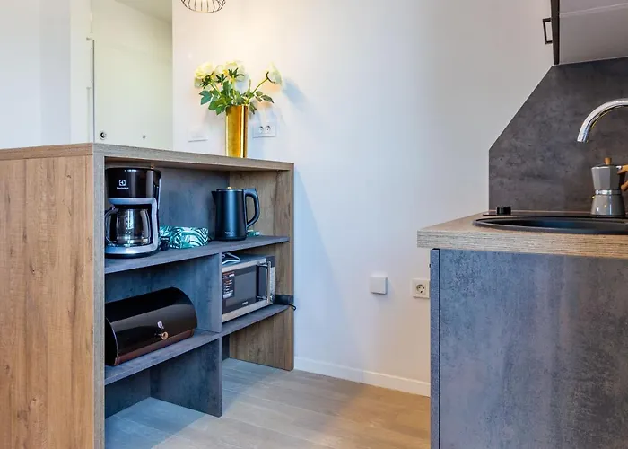 Tiffy W Private Parking